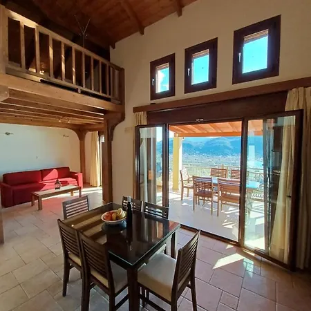 Edelweiss Sunrise Vista Villa *